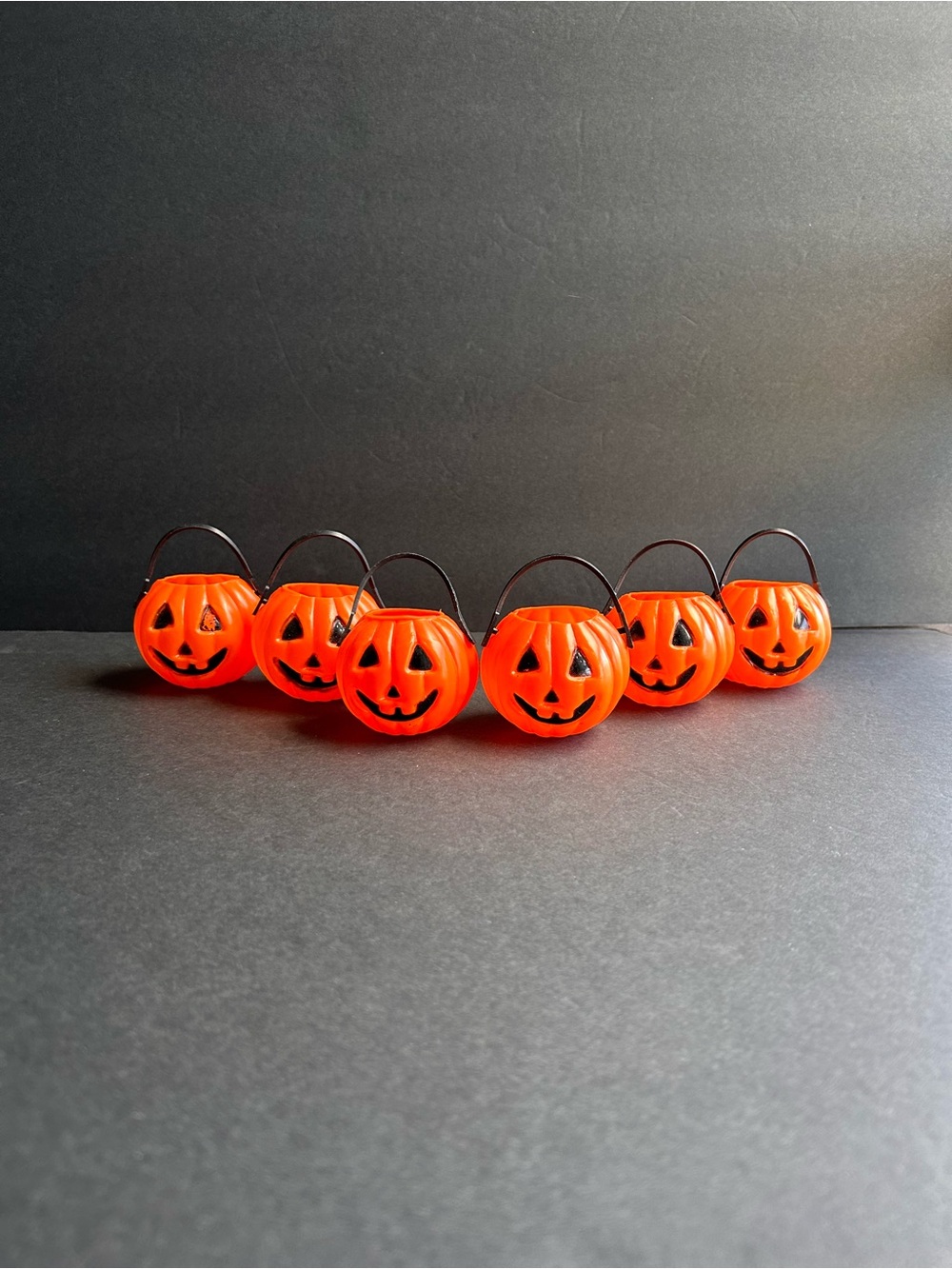 Vintage Halloween Mini Blow Mold Treat Buckets (6)